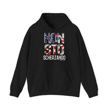 Carica l'immagine nel visualizzatore di Gallery, Non Sto Scherzando Unisex Heavy Blend™ Hooded Sweatshirt - ingleseconkelz